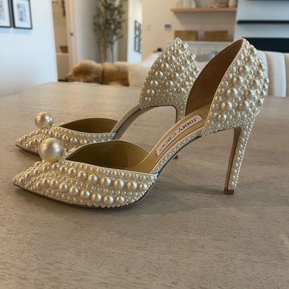 Jimmy Choo Sabine 85 Pearl Heels - Picture 5 of 8